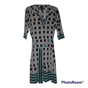 Subtle but Flattering Dress